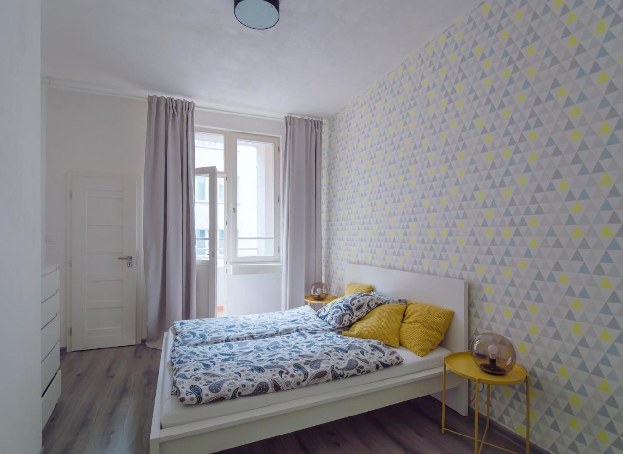 Apartment U Pujcovny 6 Prague Luaran gambar